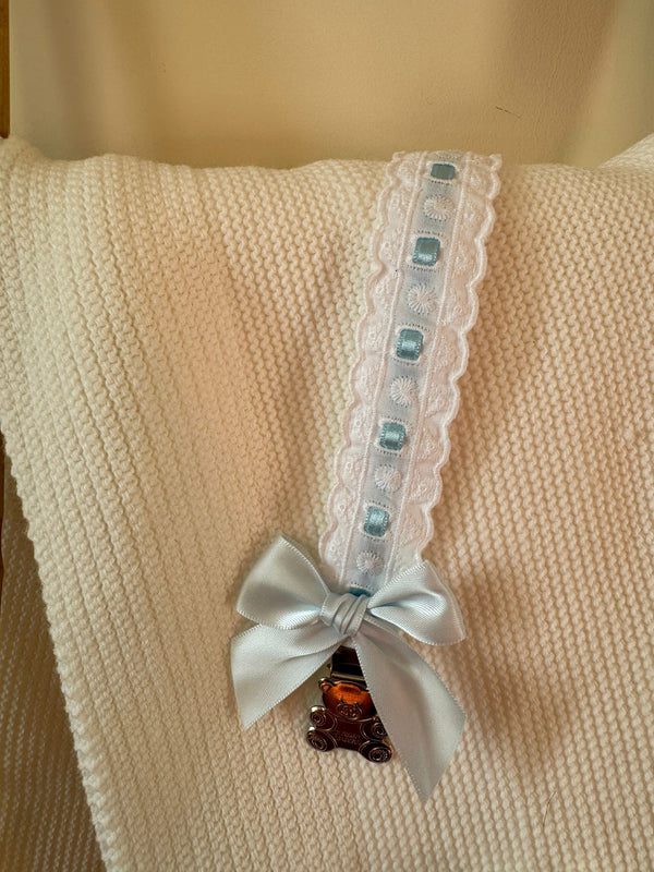 Prende chupeta Clássico c/ Laço